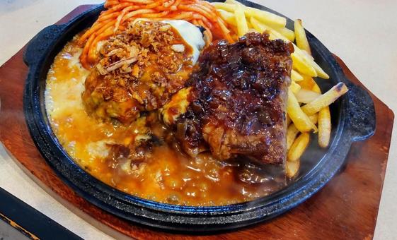 チーズハンバーグ チーズハンバーグの写真