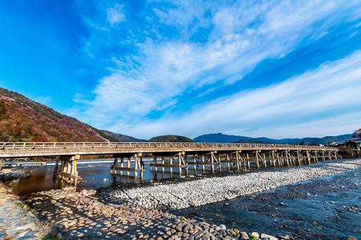 京都　渡月橋の写真
