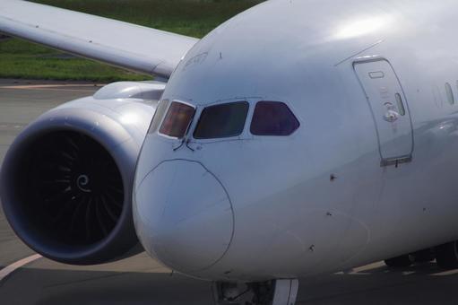 飛行機のアップ 飛行機のアップの写真