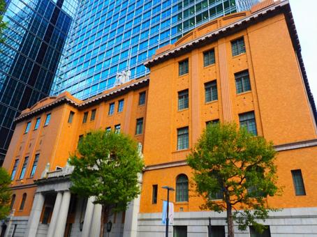 日本工業倶楽部会館とタワー棟 三菱ufj信託銀行本店ビル,日本工業倶楽部会館,国登録有形文化財の写真素材