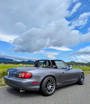 オープンカーと青空 オープンカーと青空 オープンカー,クルマ,ロードスターの写真素材