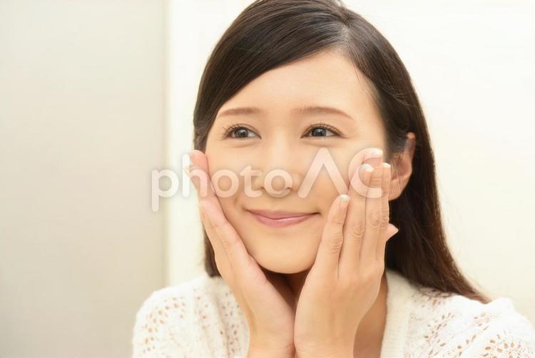 フェイスケアイメージ スキンケア,女性,女の写真素材