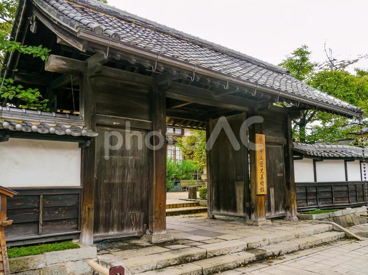 丹波篠山市立歴史美術館の門 丹波篠山,歴史美術館,門の写真素材