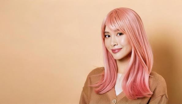 ピンクベージュのヘアカラー、モデル ピンクベージュのヘアカラー、モデルの写真