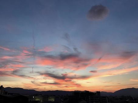 怪しげな夕焼雲 怪しげな夕焼雲の写真