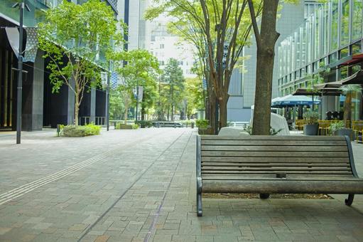 ベンチ オフィス街 ベンチ オフィス街 ベンチ,椅子,広場の写真素材