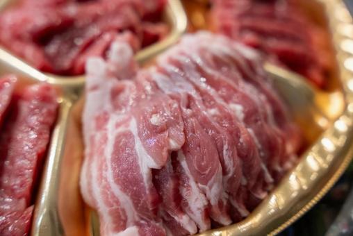 新鮮な生肉の盛り合わせ 肉,生肉,精肉の写真素材