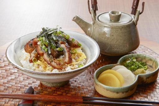 ひつまぶし ひつまぶし,鰻,茶碗の写真素材