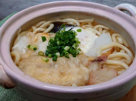 鍋焼きうどん 鍋焼きうどん うどん,鍋焼き,麺の写真素材