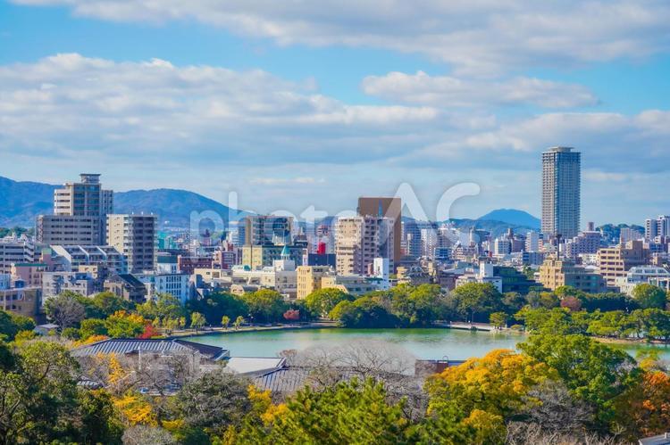 福岡市と大濠公園 福岡市,大濠公園,街並みの写真素材