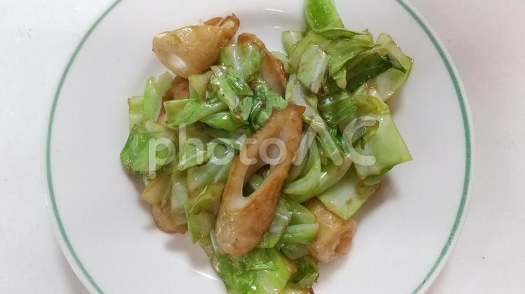 ちくわとキャベツの炒め ちくわ,練り物,キャベツの写真素材