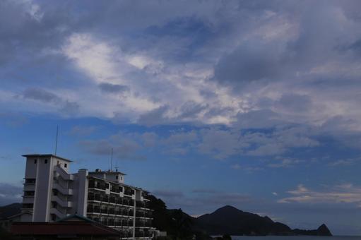 A beautiful sunset from Nishiizu hot spring town, JPG