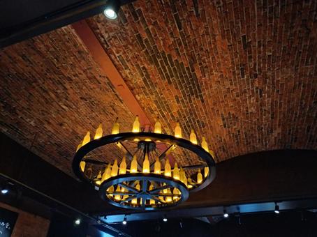 赤レンガのレトロな天井 赤レンガ,レンガ,タイルの写真素材