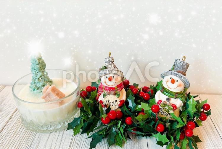 スノーマンとクリスマス スノーマン,雪だるま,クリスマスの写真素材