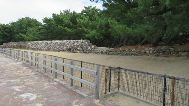 元寇防塁　復元　生の松原海岸 元寇防塁,石築地,蒙古襲来の写真素材