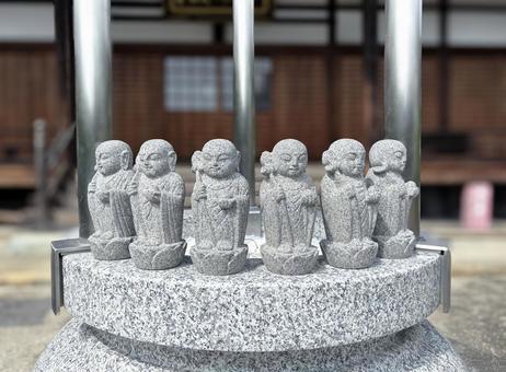 京都・六地蔵（大善寺）境内のお地蔵さん 地蔵,大善寺,六地蔵の写真素材