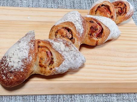 ベーコンエピ　② パン,フランスパン,ベーコンエピの写真素材