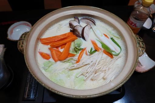 豆乳鍋 豆乳鍋 鍋,豆乳,豚肉の写真素材