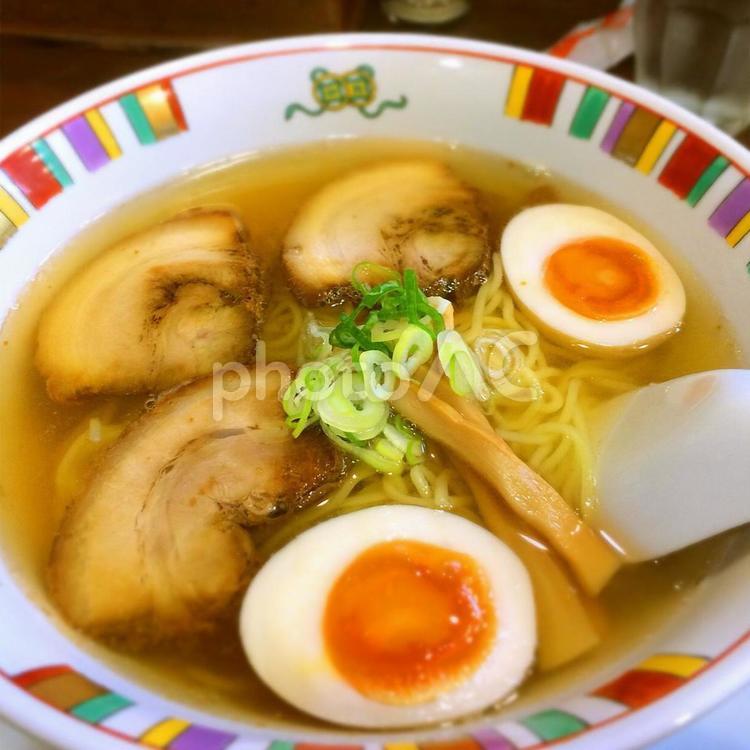 塩ラーメン半熟煮玉子 煮玉子,半熟,メンマの写真素材