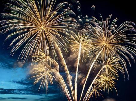 夏の打ち上げ花火 夏の打ち上げ花火の写真