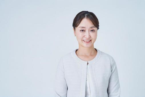 ビジネスウーマンのポートレート ビジネスウーマンのポートレート 女性,ミドル,中年の写真素材