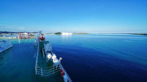 フェリーからの風景 フェリー,船旅,門司の写真素材
