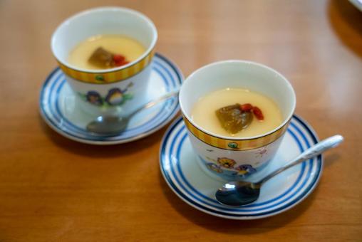 2つのカップデザート 食べ物,デザート,スイーツの写真素材