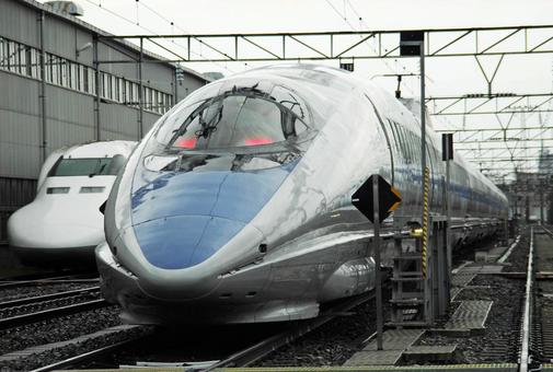 500系新幹線 車庫 500系新幹線 車庫 鉄道,電車,線路の写真素材