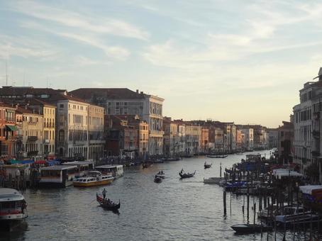 ベネチアの夕暮れの写真
