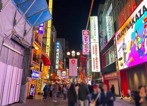 道頓堀商店街 東向B 73夜 道頓堀商店街 東向B 73夜 商店街,夜,大阪の写真素材