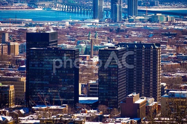 都市の中心部と冬景色 モントリオール,カナダ,冬の写真素材