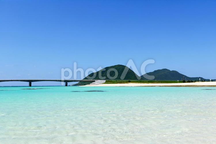 沖縄の美しい海と空 沖縄,海,ビーチの写真素材
