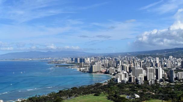 ワイキキを一望する絶景パノラマ ワイキキ,ハワイ,ダイヤモンドヘッドの写真素材