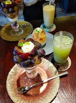 ぶどうのパフェ ぶどう,喫茶店,デザートの写真素材