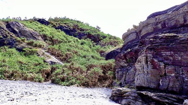 Rocky coastline of Kabi Island, Kerama Islands, Okinawa Prefecture, JPG