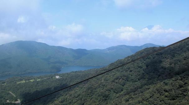 箱根駒ケ岳ロープウェイゴンドラからの風景 箱根駒ケ岳ロープウェイゴンドラからの風景の写真