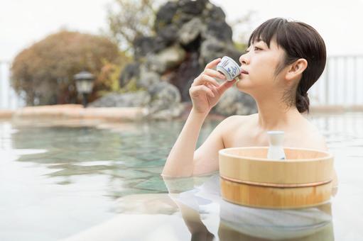 温泉イメージ 温泉イメージ 女性,温泉,人物の写真素材