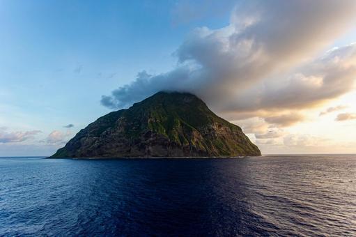 南硫黄島 南硫黄島,島,火山島の写真素材