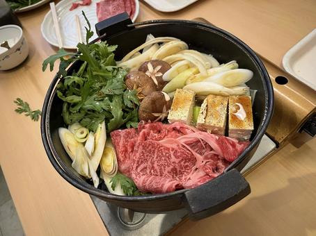 すき焼きパーティの写真