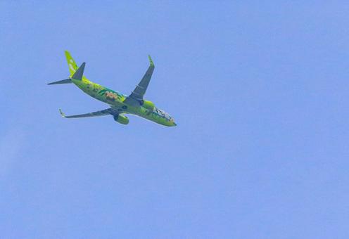 フライト フライト フライト,飛行機,青空の写真素材