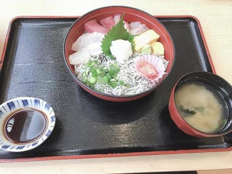 海鮮丼 海鮮丼 海鮮丼,海鮮,食べ物の写真素材