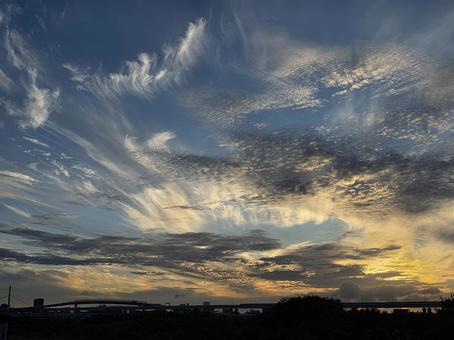 朝焼けと雲 朝焼けと雲の写真