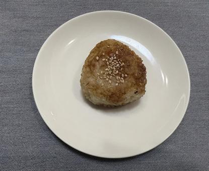 田楽味噌焼きおにぎり 田楽味噌焼きおにぎりの写真