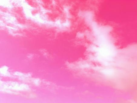 青空加工〜ピンク色の空〜の写真