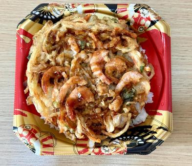 スーパーで買った海鮮かき揚げ丼 スーパーで買った海鮮かき揚げ丼 かき揚げ,よせ揚げ,天ぷらの写真素材