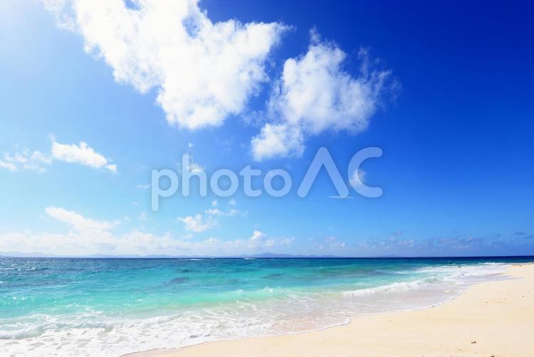 沖縄の美しいビーチ 海,沖縄,自然の写真素材