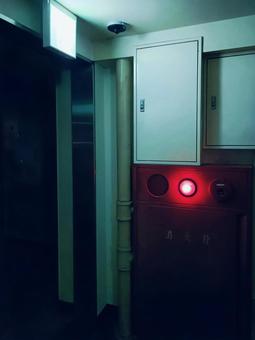 夜の廊下 ホラー,暗い,廊下の写真素材