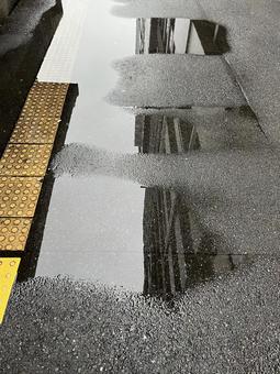 水たまり(雨上がり) 水たまり(雨上がり) 水たまり,雨上がり,風景の写真素材