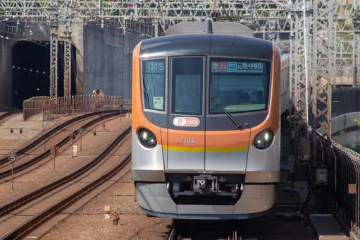 東京地下鉄副都心線用の通勤形電車 東京地下鉄副都心線用の通勤形電車の写真