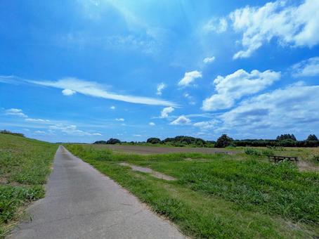 青空と道 青空と道の写真